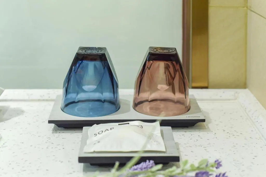 Lavande Hotel Chongqing Xinghui Liangjiang Happiness Plaza