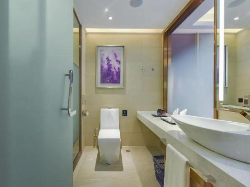 Lavande Hotel Chongqing Xinghui Liangjiang Happiness Plaza