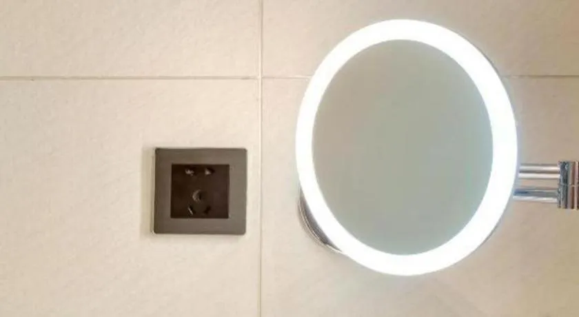 Lavande Hotel Chongqing Xinghui Liangjiang Happiness Plaza