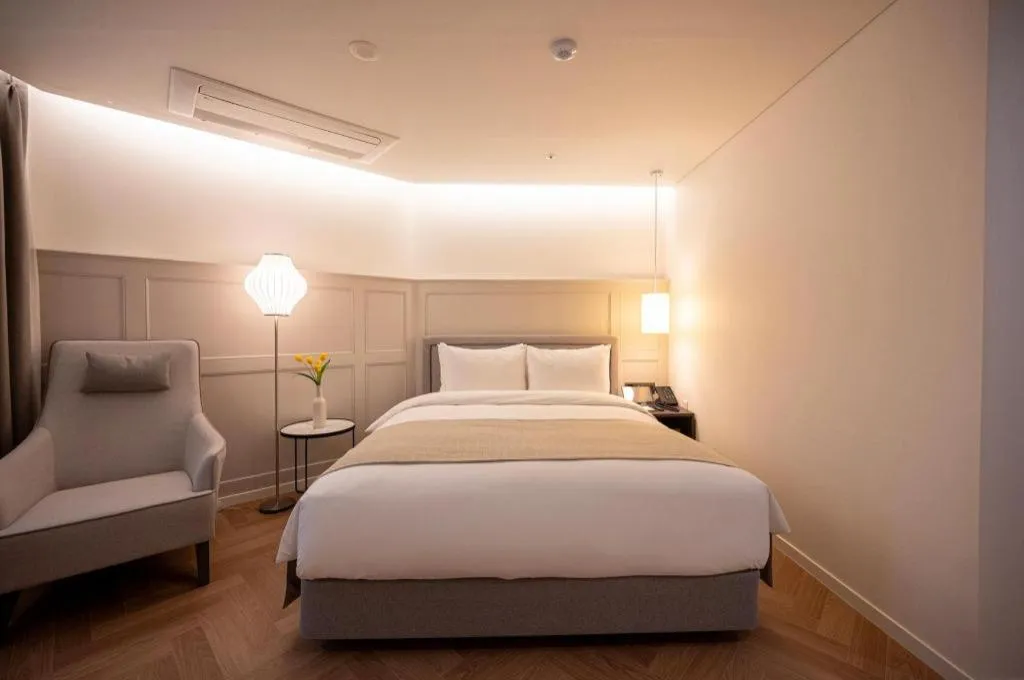 Bed in HOTEL D EDITION