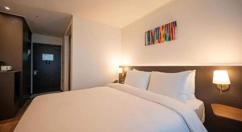 Bed in HOTEL D EDITION