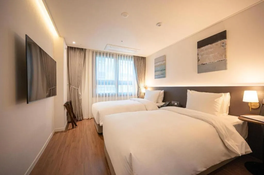 Bed in HOTEL D EDITION