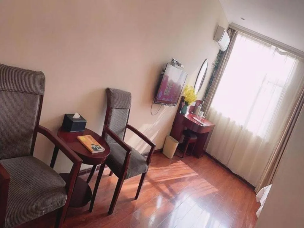 GreenTree Inn Hefei East Wangjiang Road CTCE Express Hotel