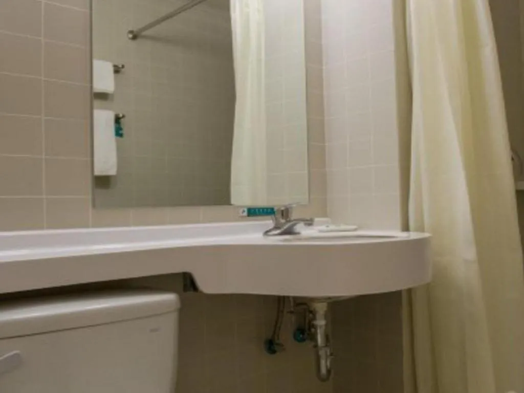 Jinjiang Inn Wuhan Linjiaohu Wanda Branch