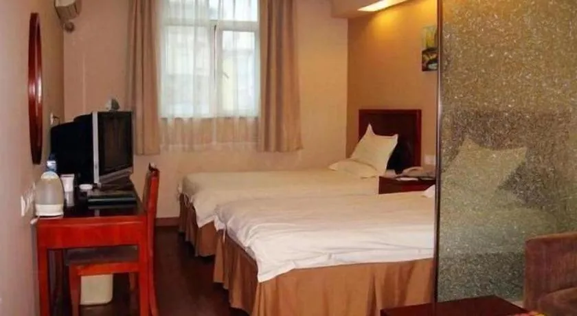 Bed in GreenTree Inn Zhenjiang Center Street No.1 Peoples Hospital Express Hotel