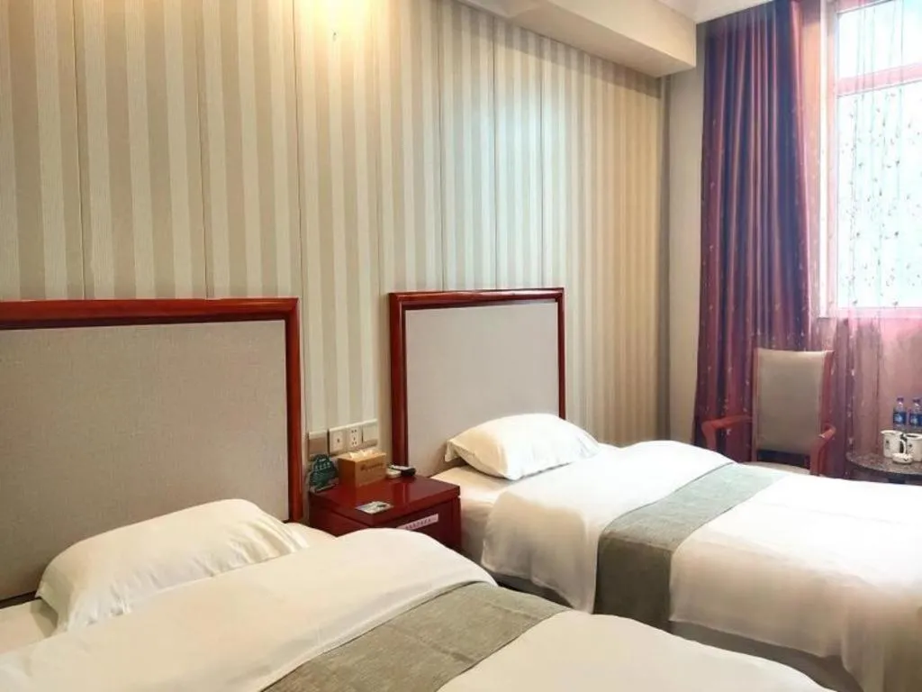 Bed in GreenTree Inn Zhenjiang Center Street No.1 Peoples Hospital Express Hotel