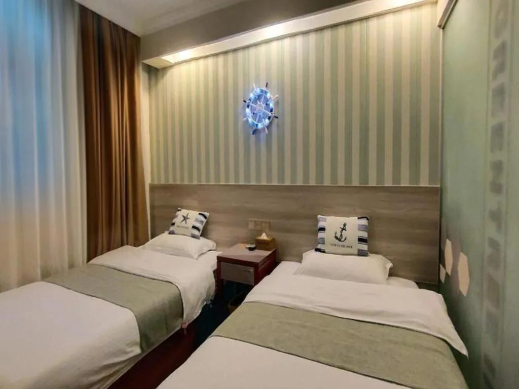 Bed in GreenTree Inn Zhenjiang Center Street No.1 Peoples Hospital Express Hotel