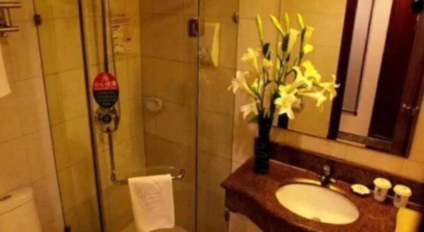 GreenTree Inn Zhenjiang Center Street No.1 Peoples Hospital Express Hotel