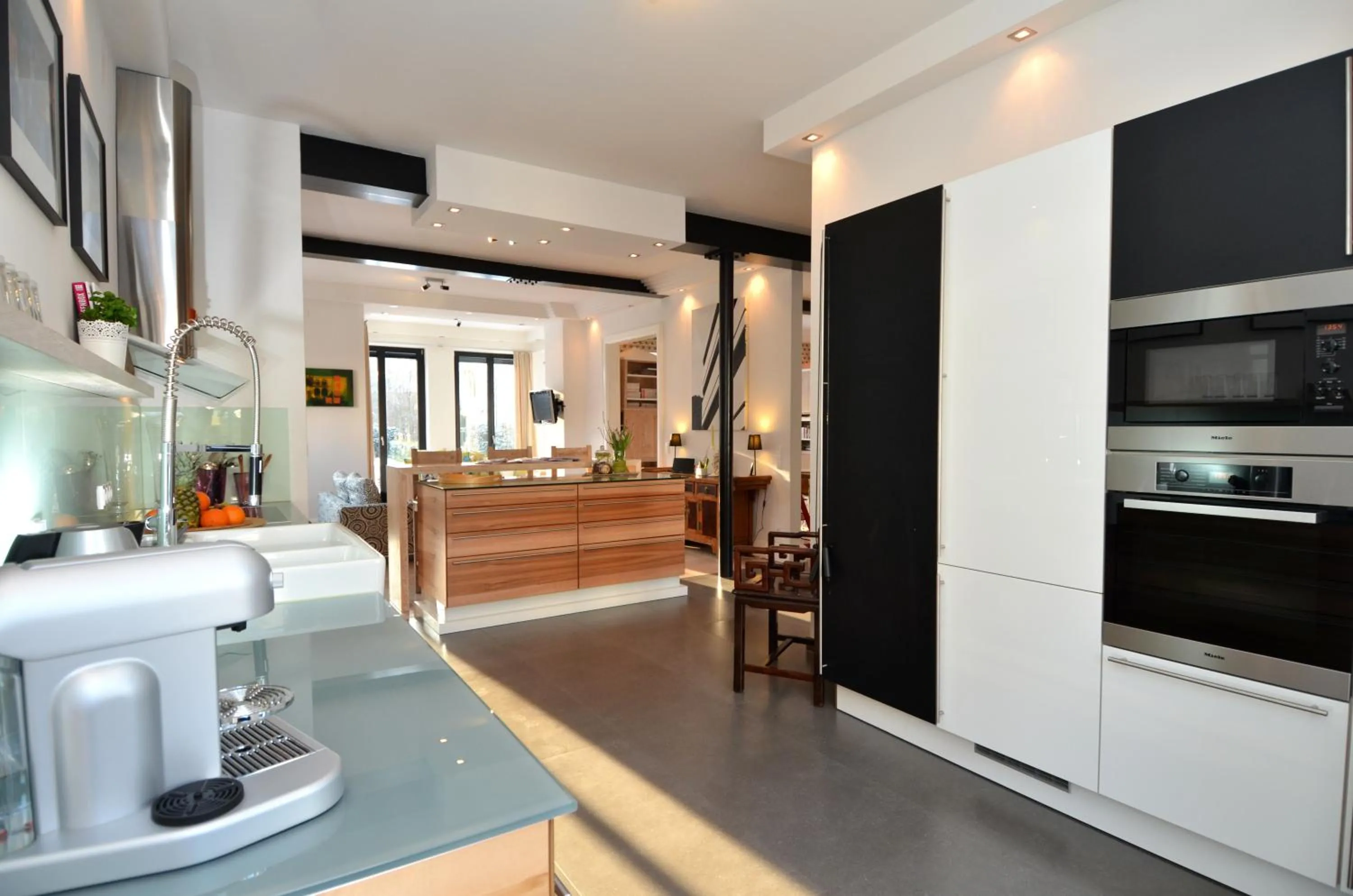 Kitchen or kitchenette in Villa Tusculum in Binz