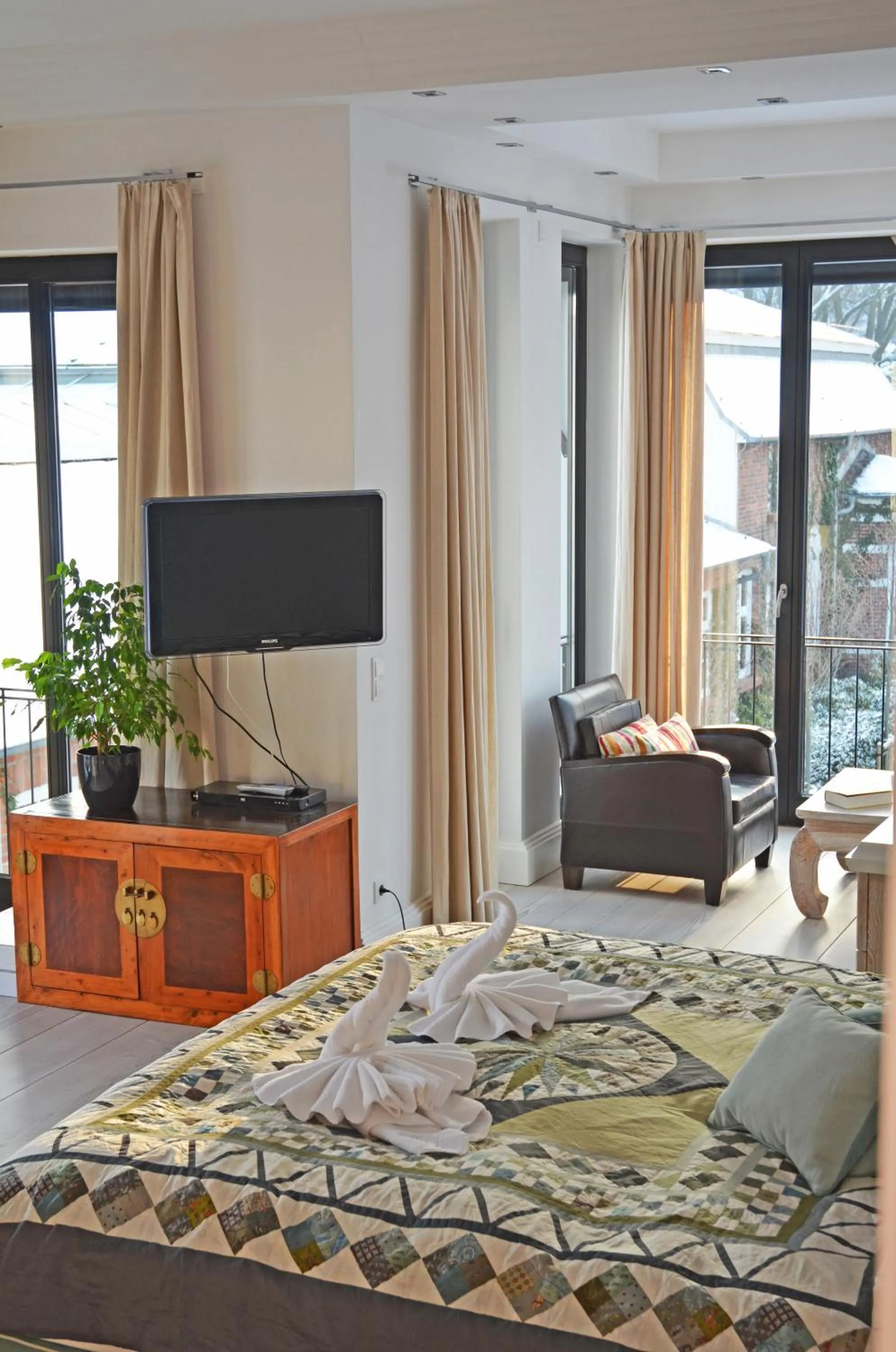 TV and multimedia, Bed in Villa Tusculum in Binz