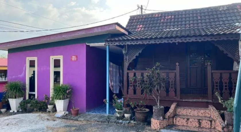 OYO 90967 Homestay Chalet Warisan Siti