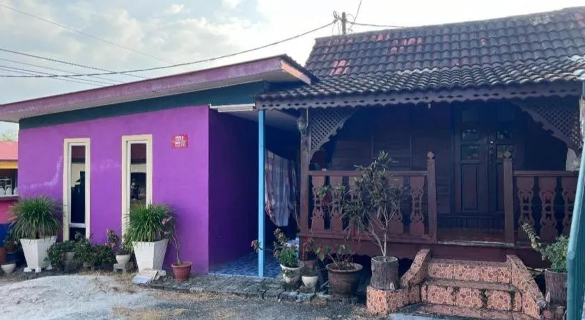 OYO 90967 Homestay Chalet Warisan Siti