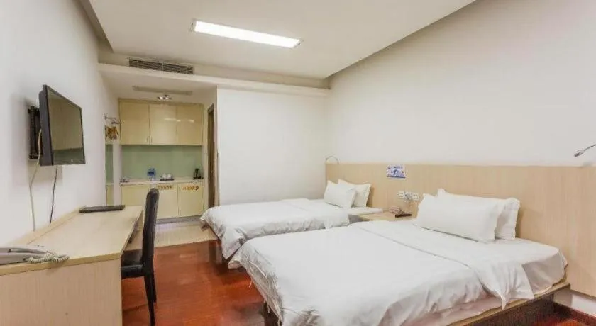 Bed in Guangzhou Hailian Hotel - Haizhu District Binjiang East Road Metro Station
