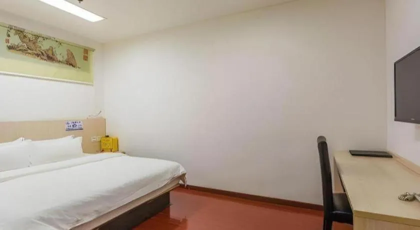 Bed in Guangzhou Hailian Hotel - Haizhu District Binjiang East Road Metro Station