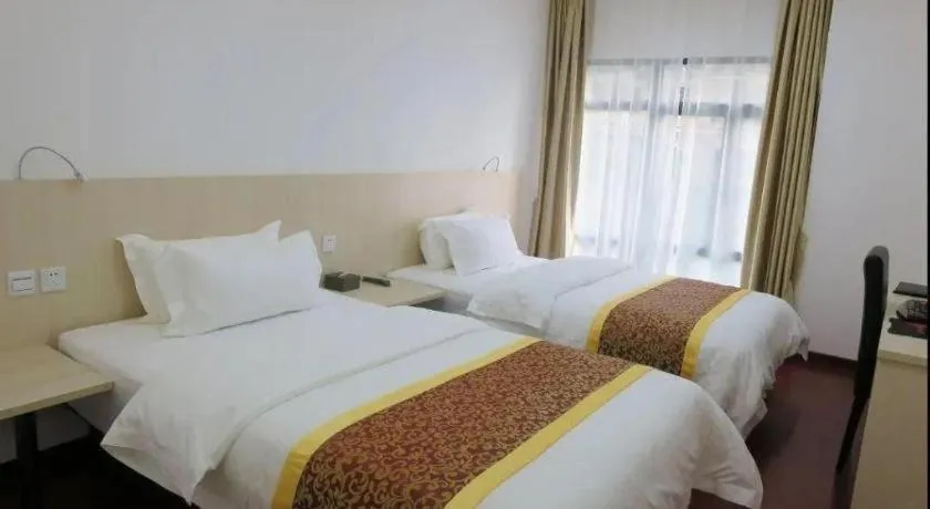 Bed in Guangzhou Hailian Hotel - Haizhu District Binjiang East Road Metro Station