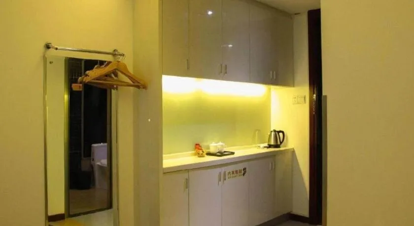 Guangzhou Hailian Hotel - Haizhu District Binjiang East Road Metro Station