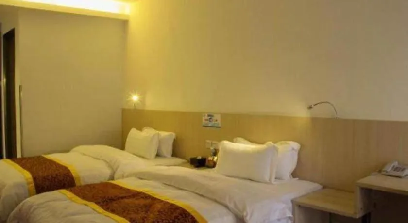 Bed in Guangzhou Hailian Hotel - Haizhu District Binjiang East Road Metro Station