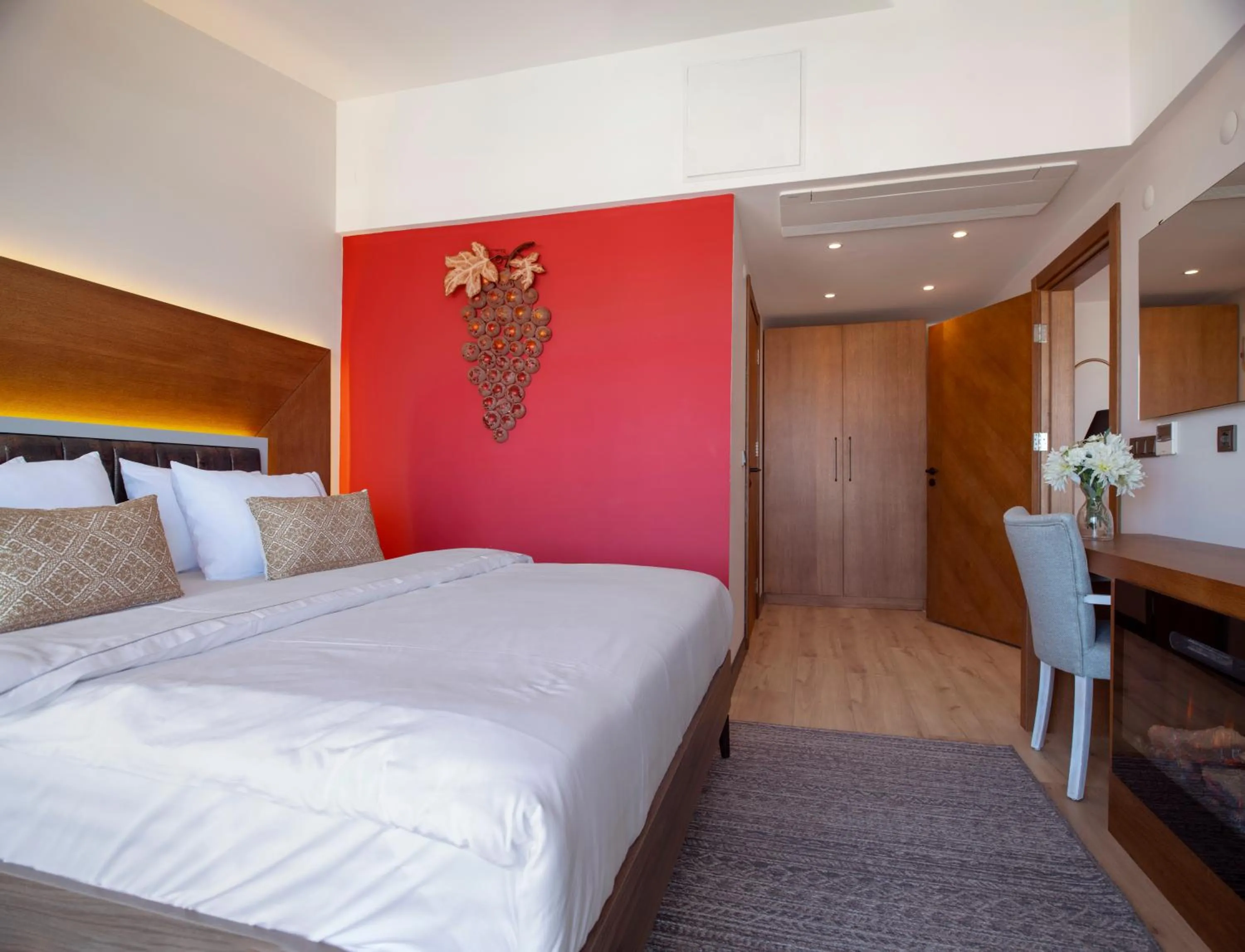 Bedroom, Bed in Maison Vourla Hotel