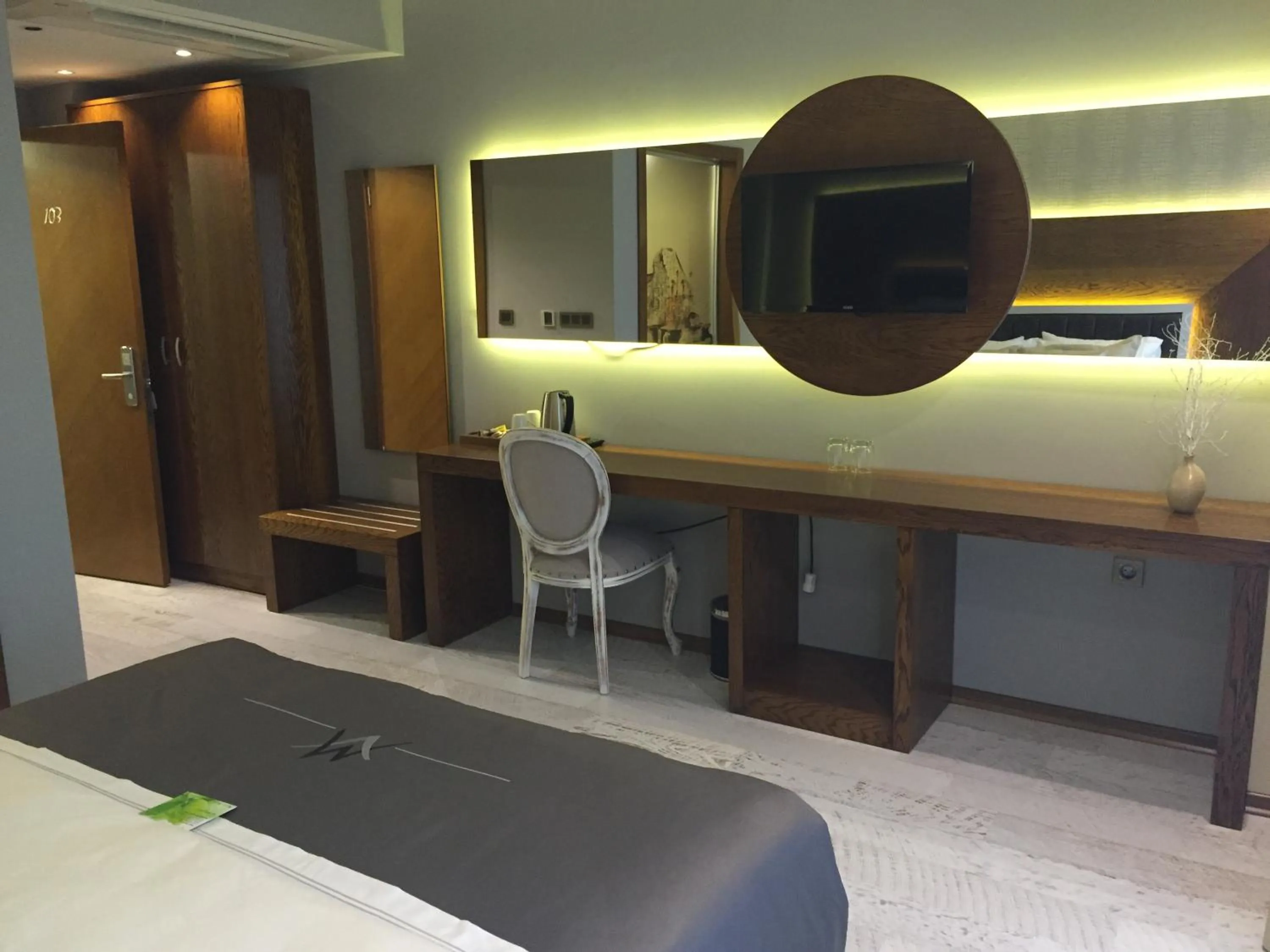 Bedroom, Bed in Maison Vourla Hotel