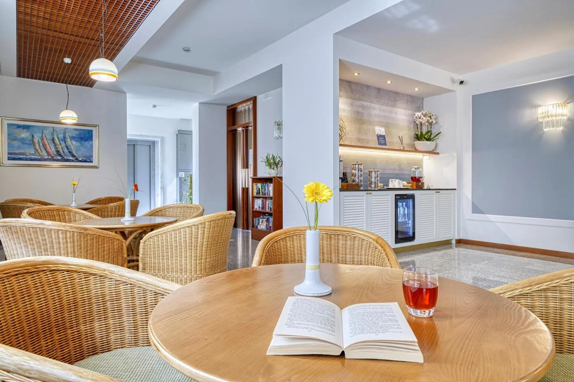 oven in Sky Pool Hotel Sole Garda