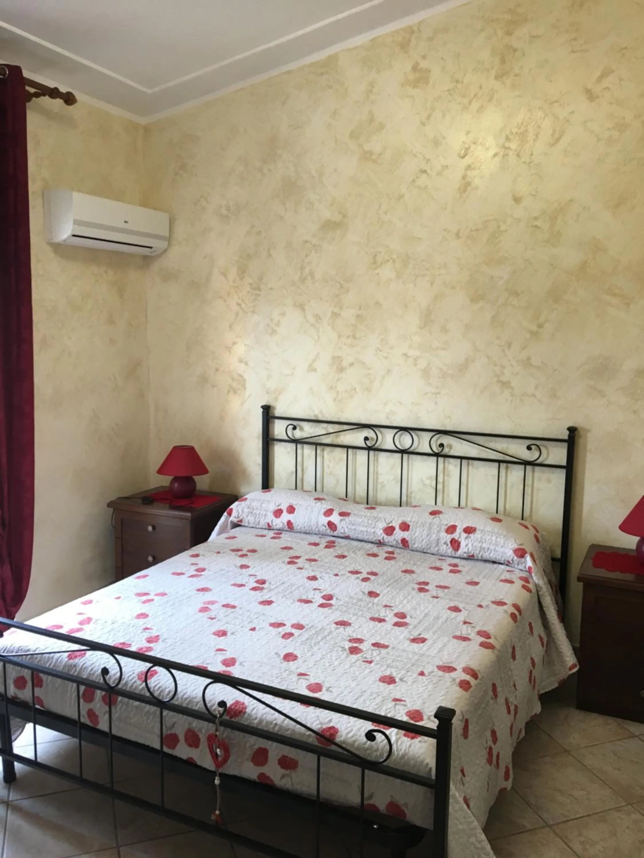 Bed in Bb Smallville