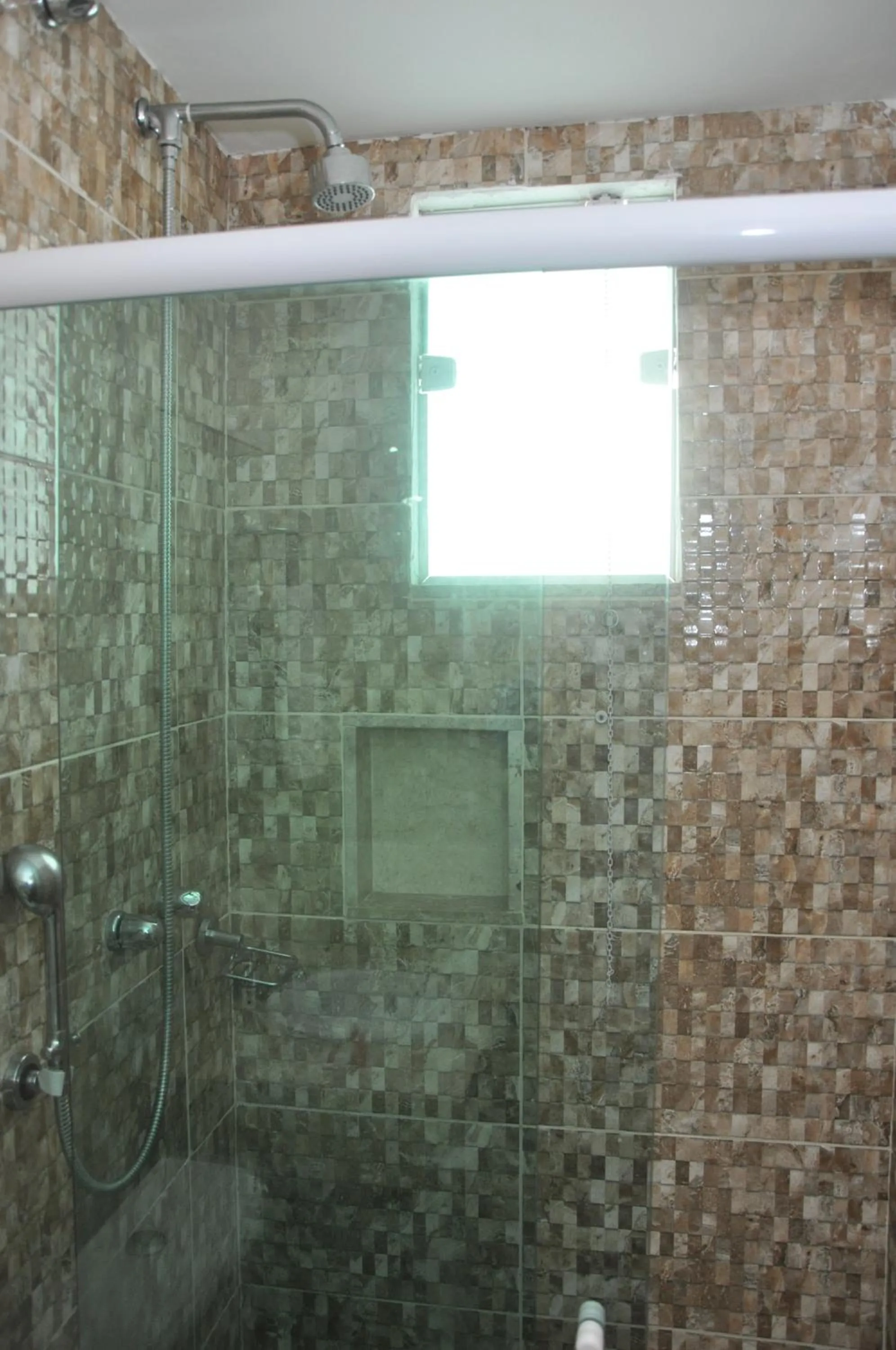 Photo of the whole room in Bonjour Hotel