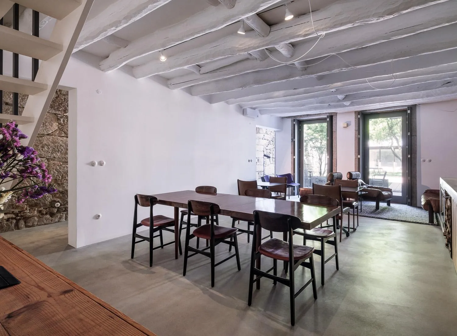 Communal lounge/ TV room in Malmerendas Boutique Lodging