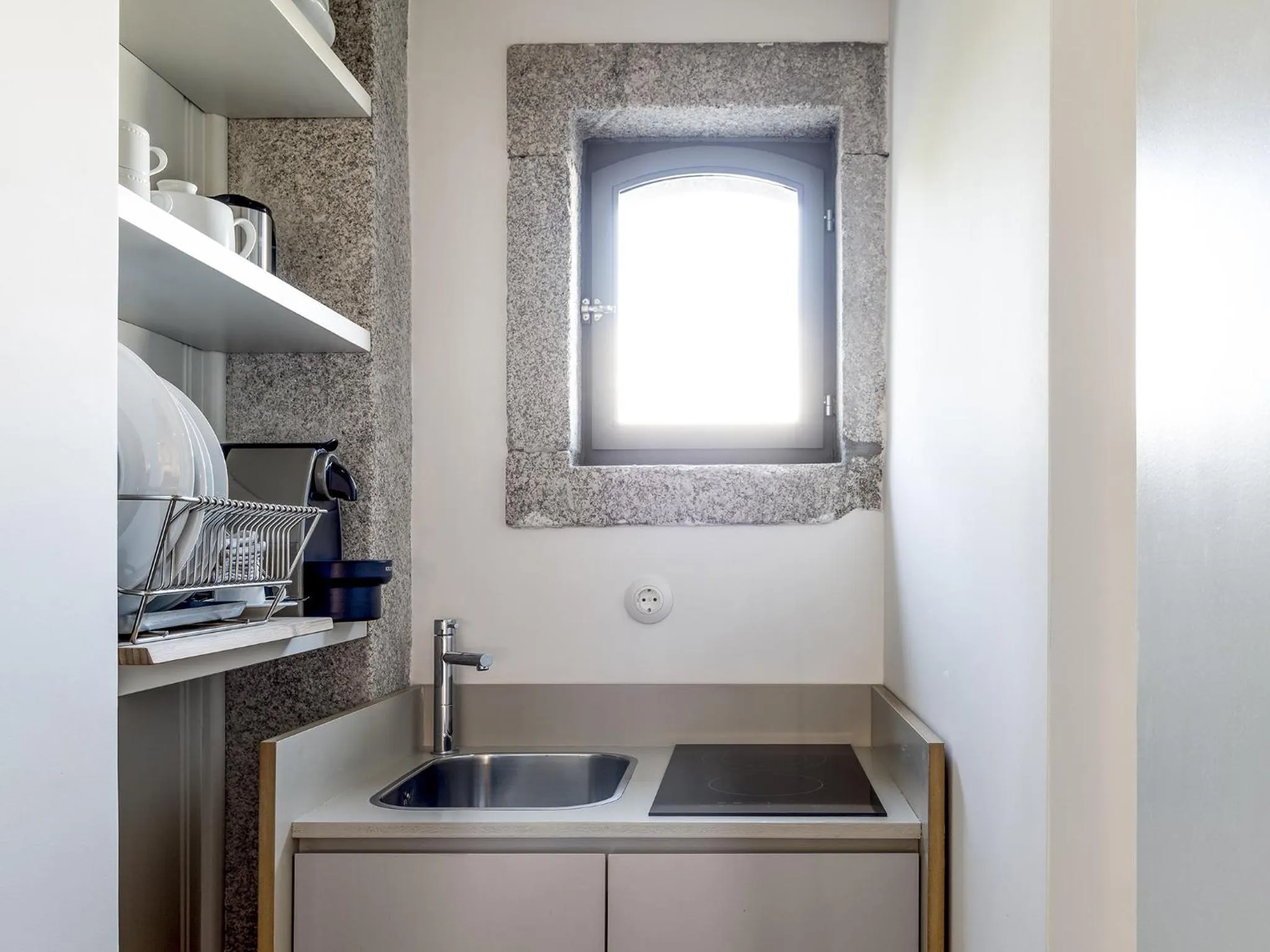 Kitchen or kitchenette in Malmerendas Boutique Lodging