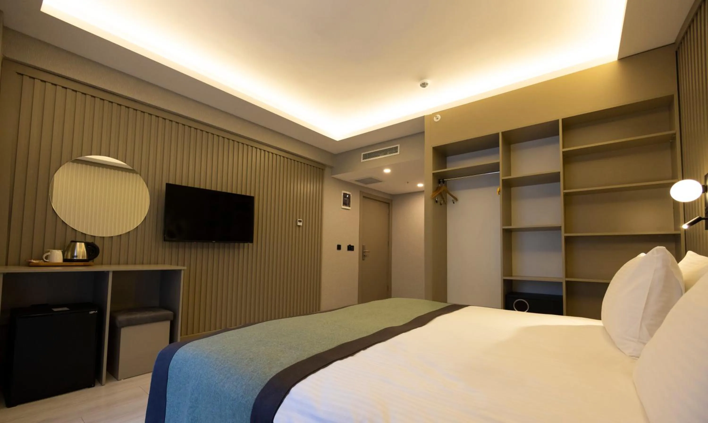 Decorative detail, Bed in The Galata Glory Hotel