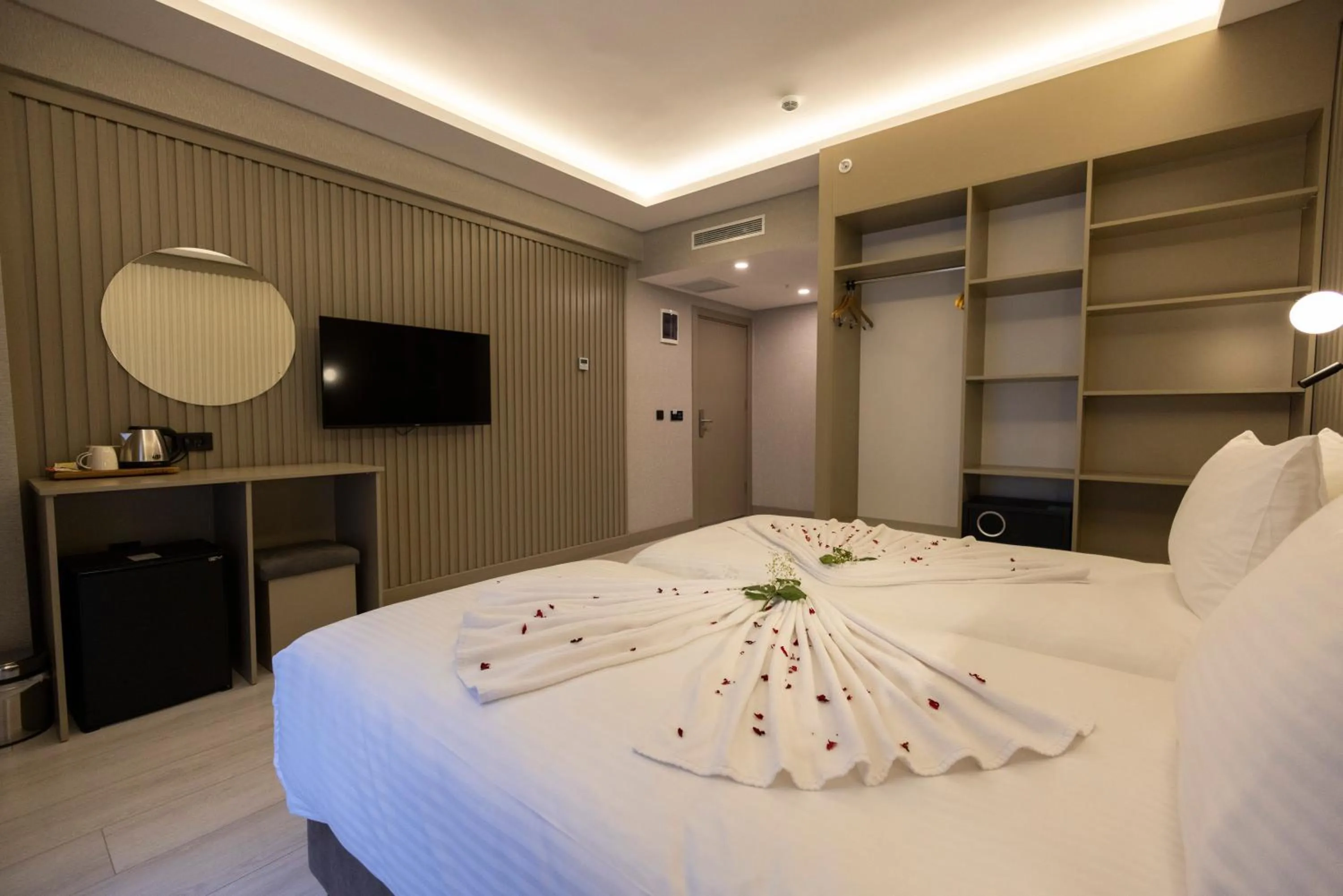 TV and multimedia, Bed in The Galata Glory Hotel