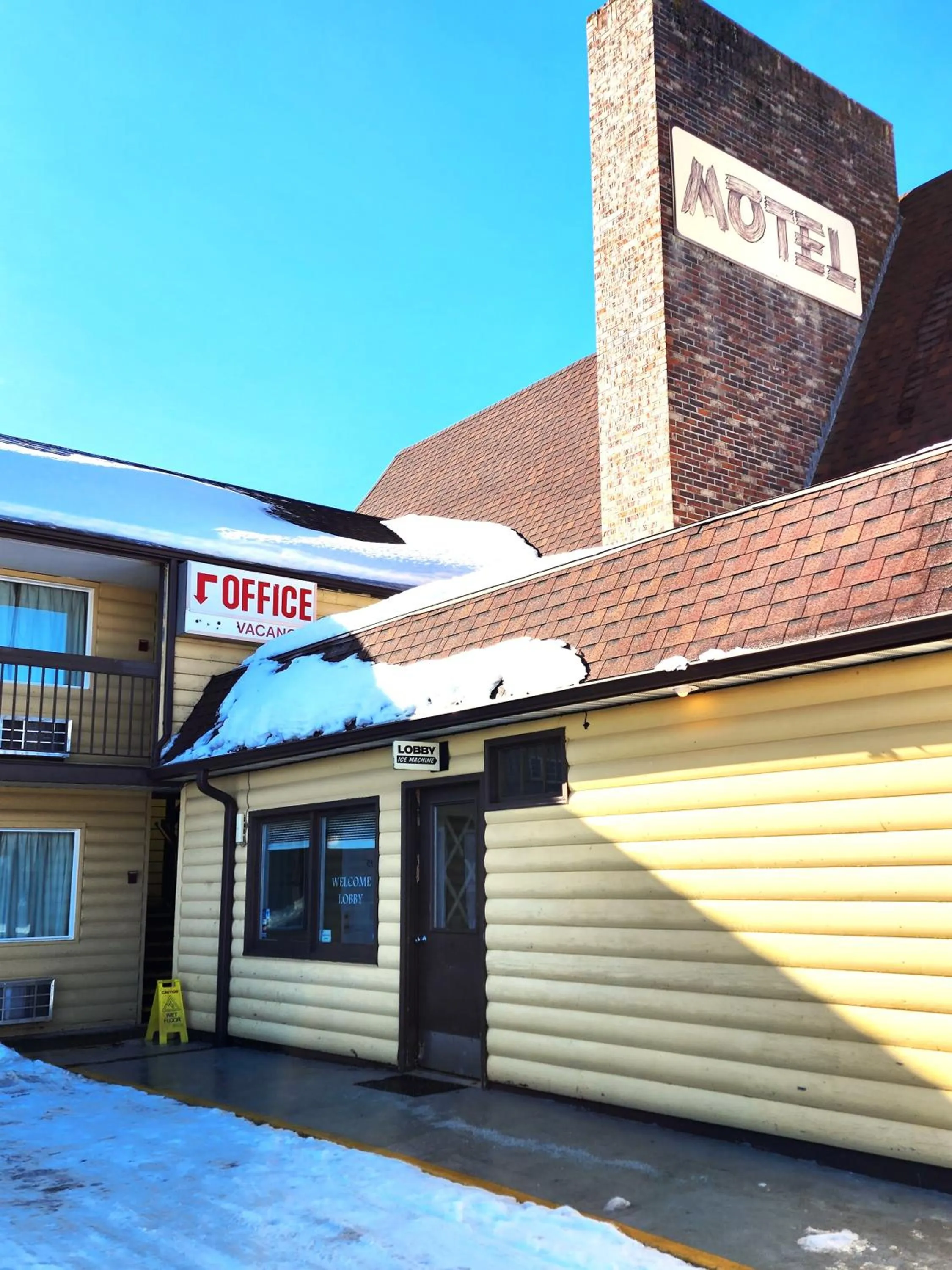 Property building in Grantsburg Inn