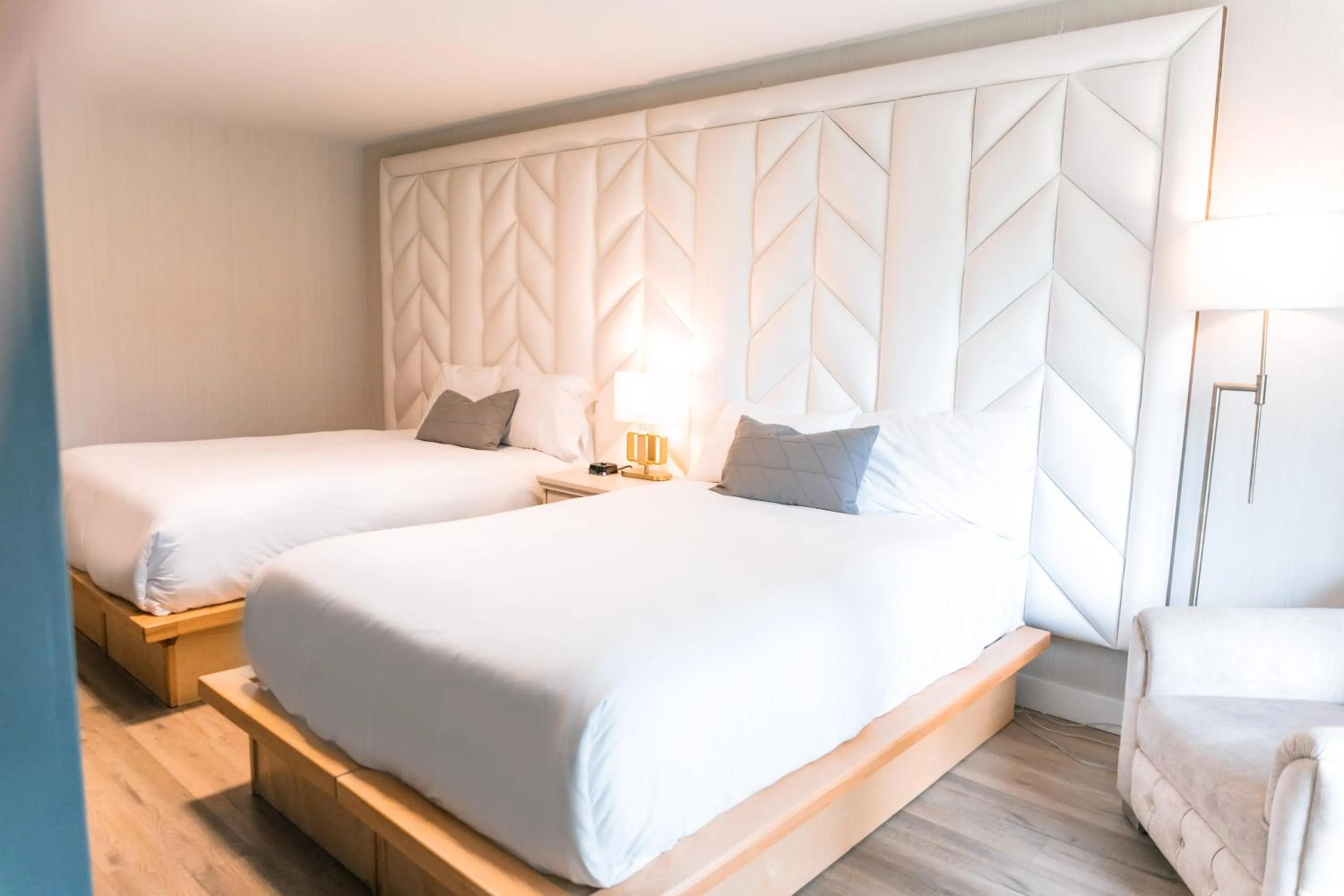 Kitchen or kitchenette, Bed in Hotel Civilia Lakeside by Civilia Golf Retreat