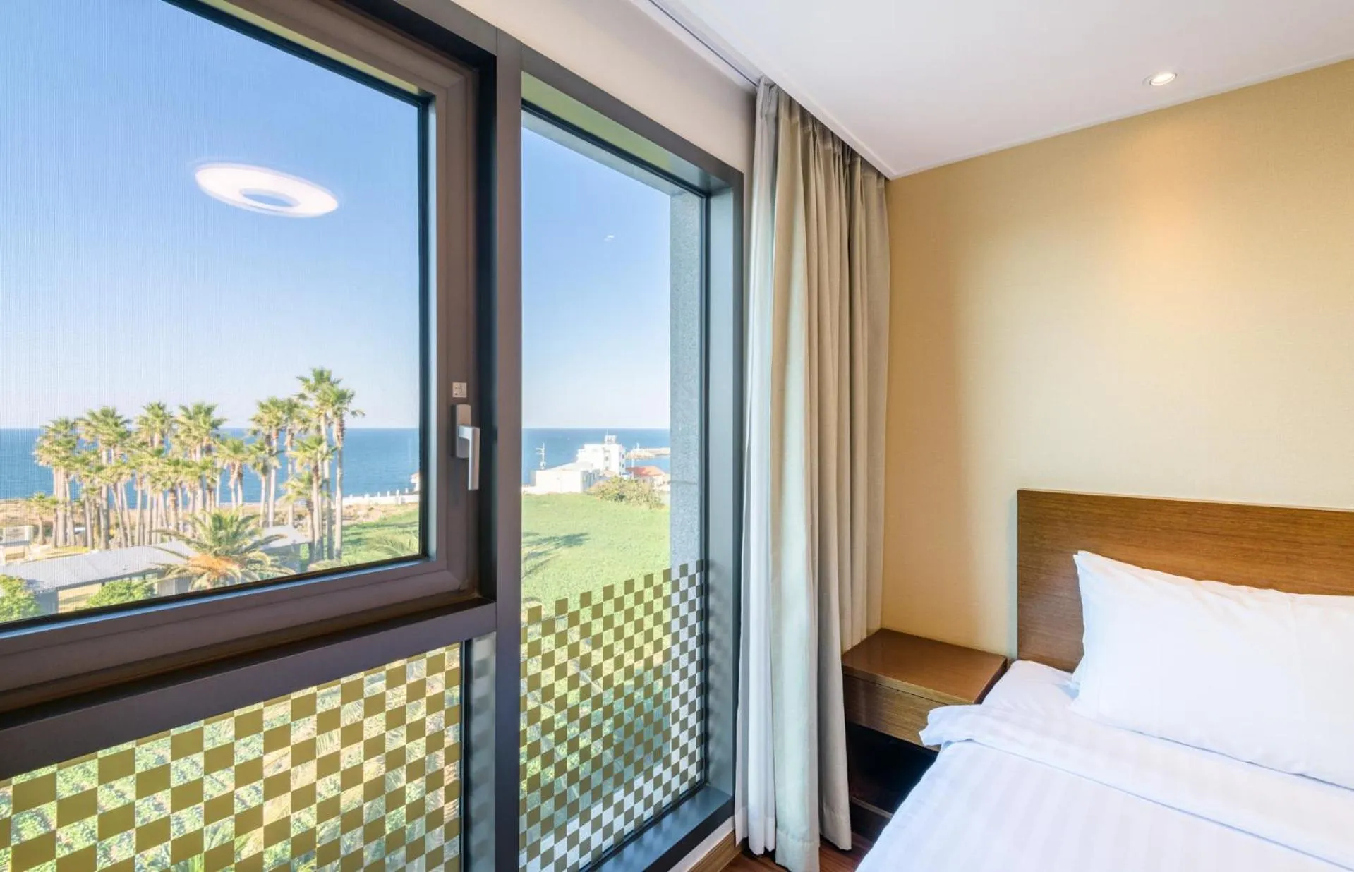 Bed in Uni Hotel Jeju