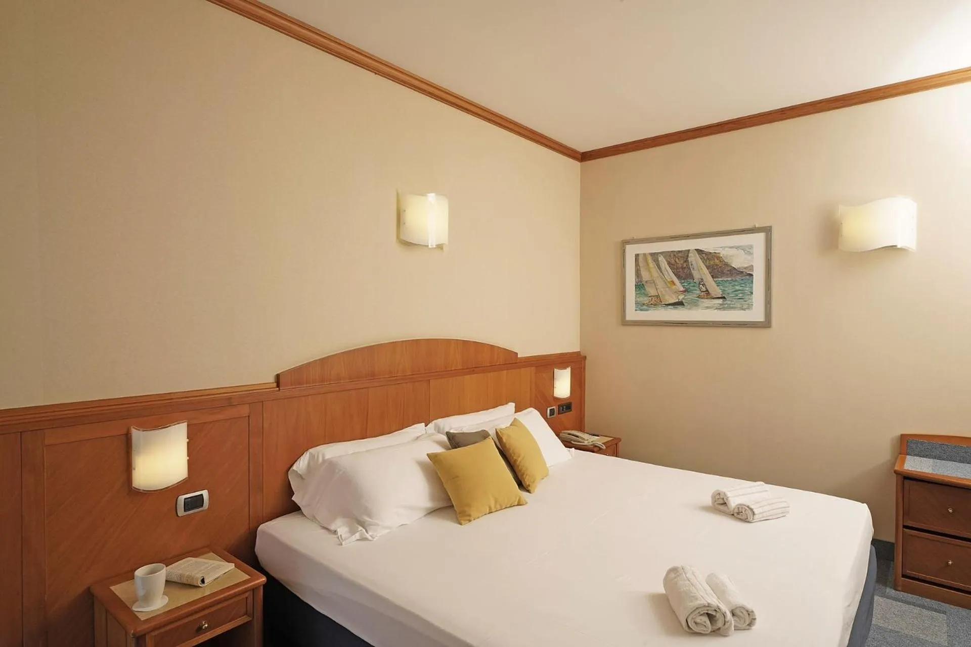 Bedroom, Bed in Hotel Sportsman
