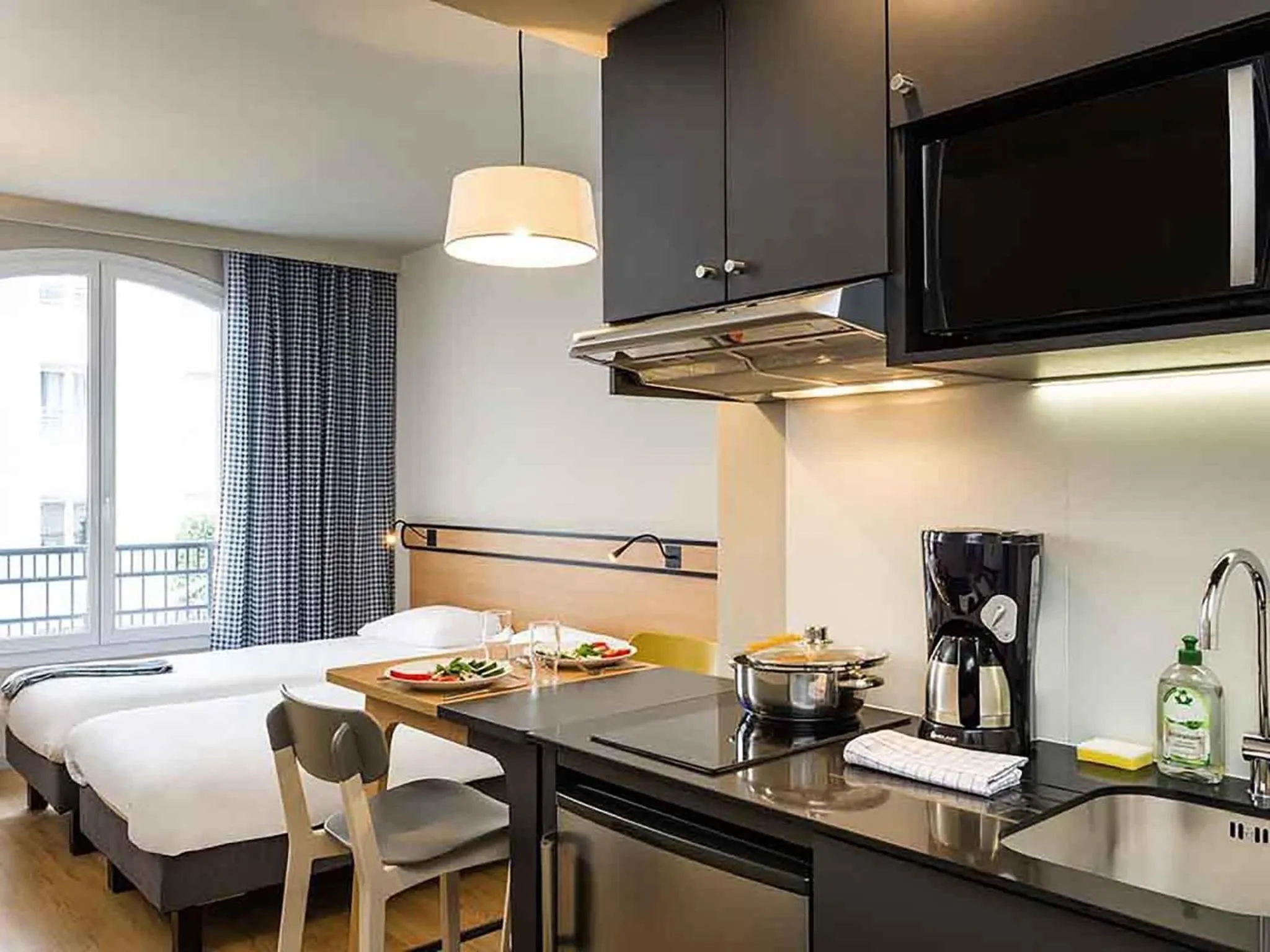 Bedroom, Bed in Aparthotel Adagio Access La Défense Puteaux