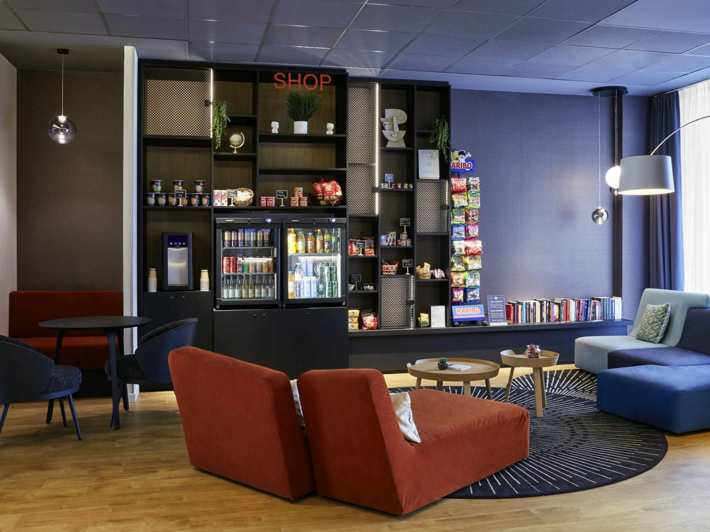 Property building in Aparthotel Adagio Access La Défense Puteaux