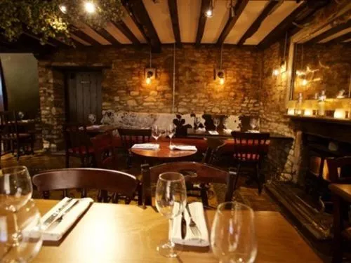 Dining area in Woodstock Arms