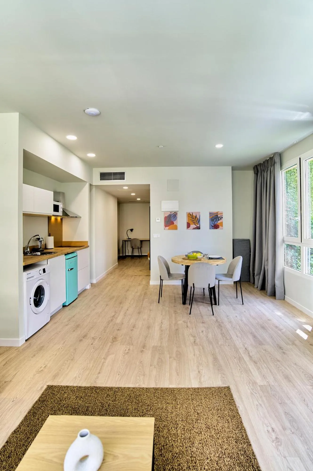 Photo of the whole room in Apartamentos Olivia by gaiarooms