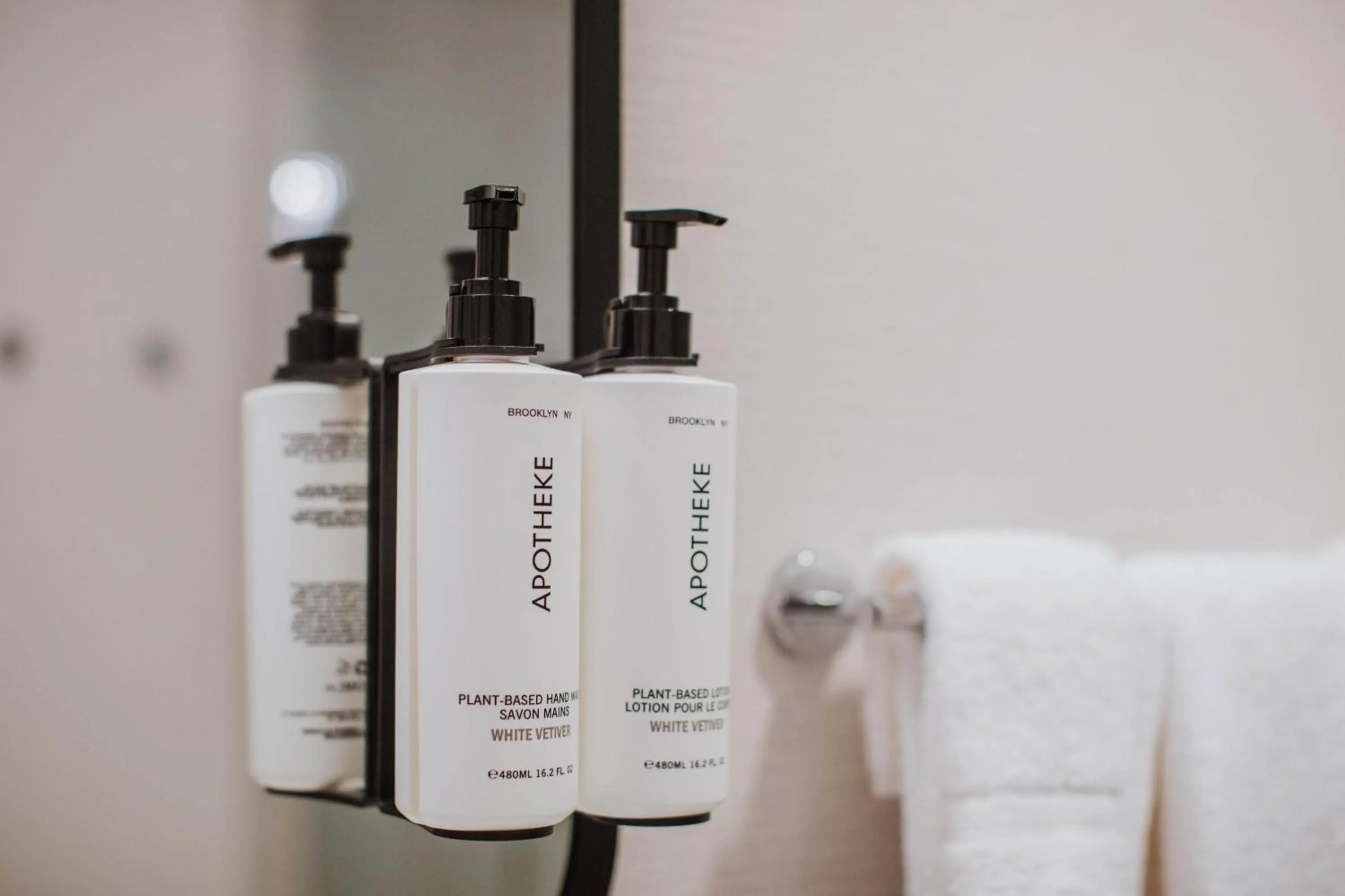 Photo of the whole room in voco Times Square - Broadway by IHG