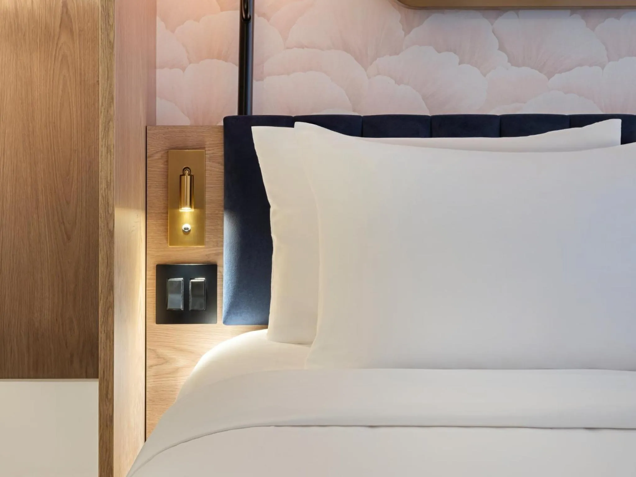 Photo of the whole room, Bed in voco Times Square - Broadway by IHG