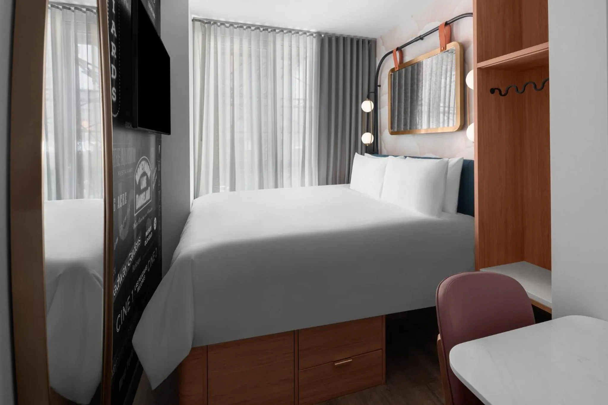Photo of the whole room, Bed in voco Times Square - Broadway by IHG