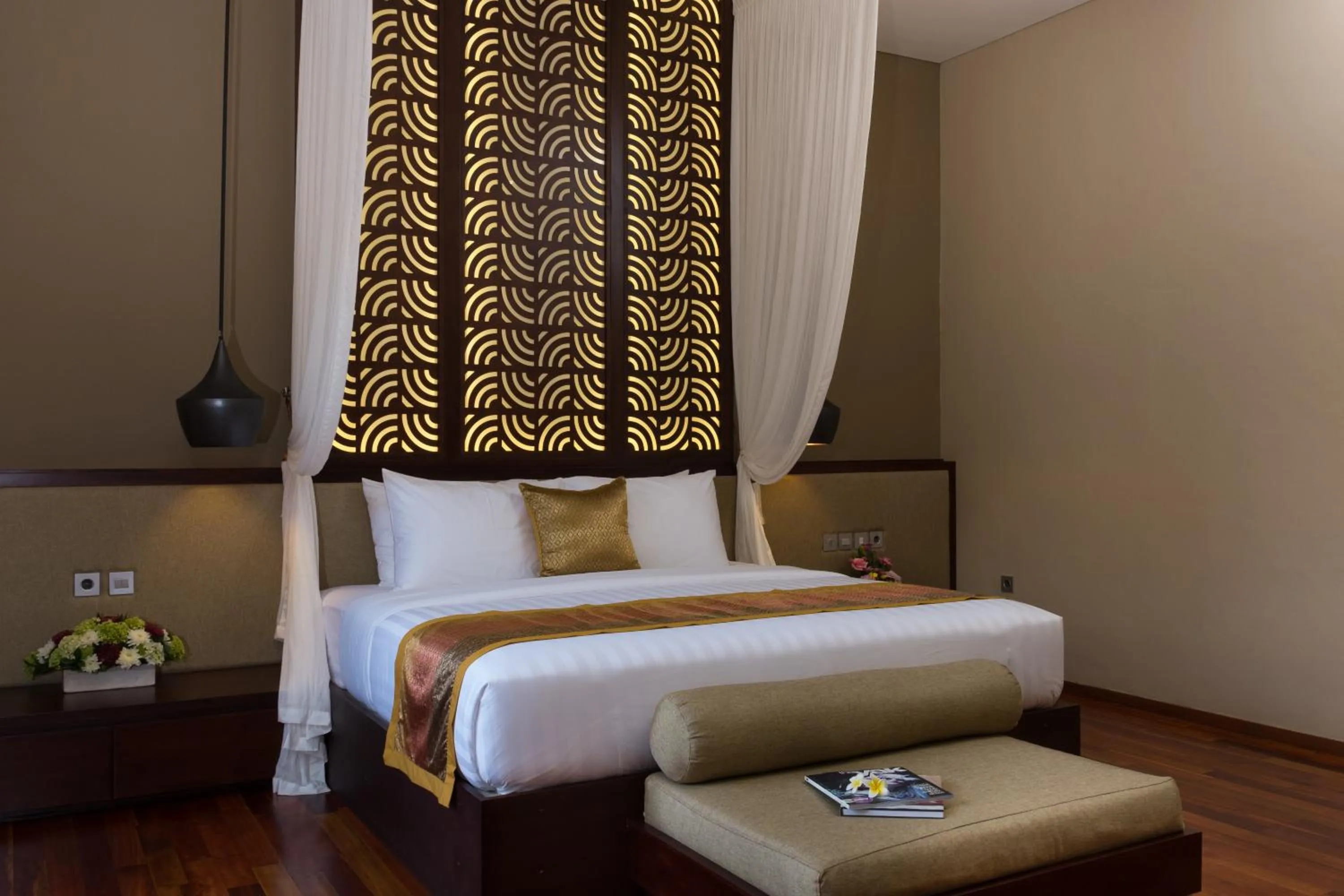 Day, Bed in The Secret Villas