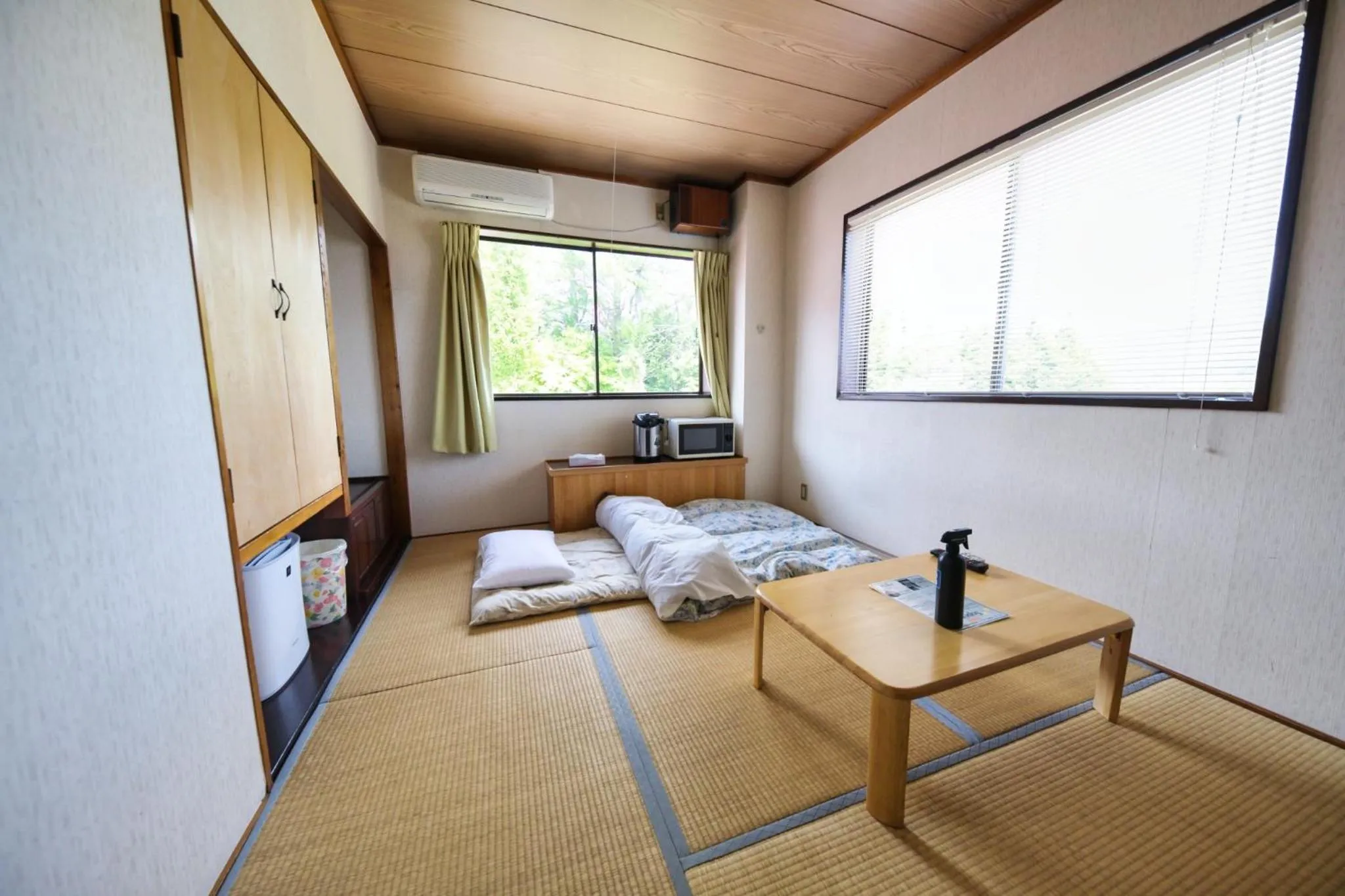 Photo of the whole room, Bed in Hotel Camelot