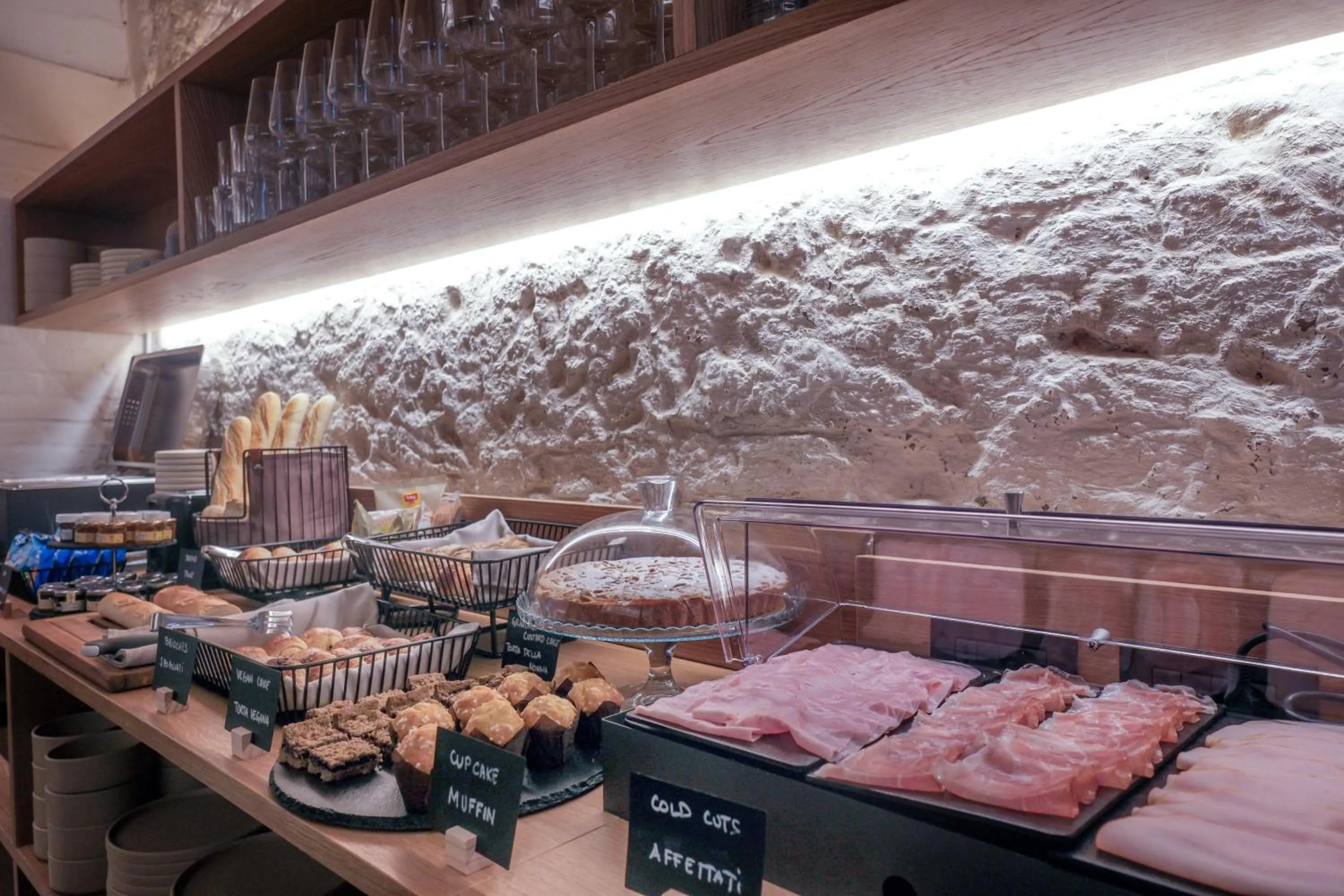 Breakfast in Hotel Casa W