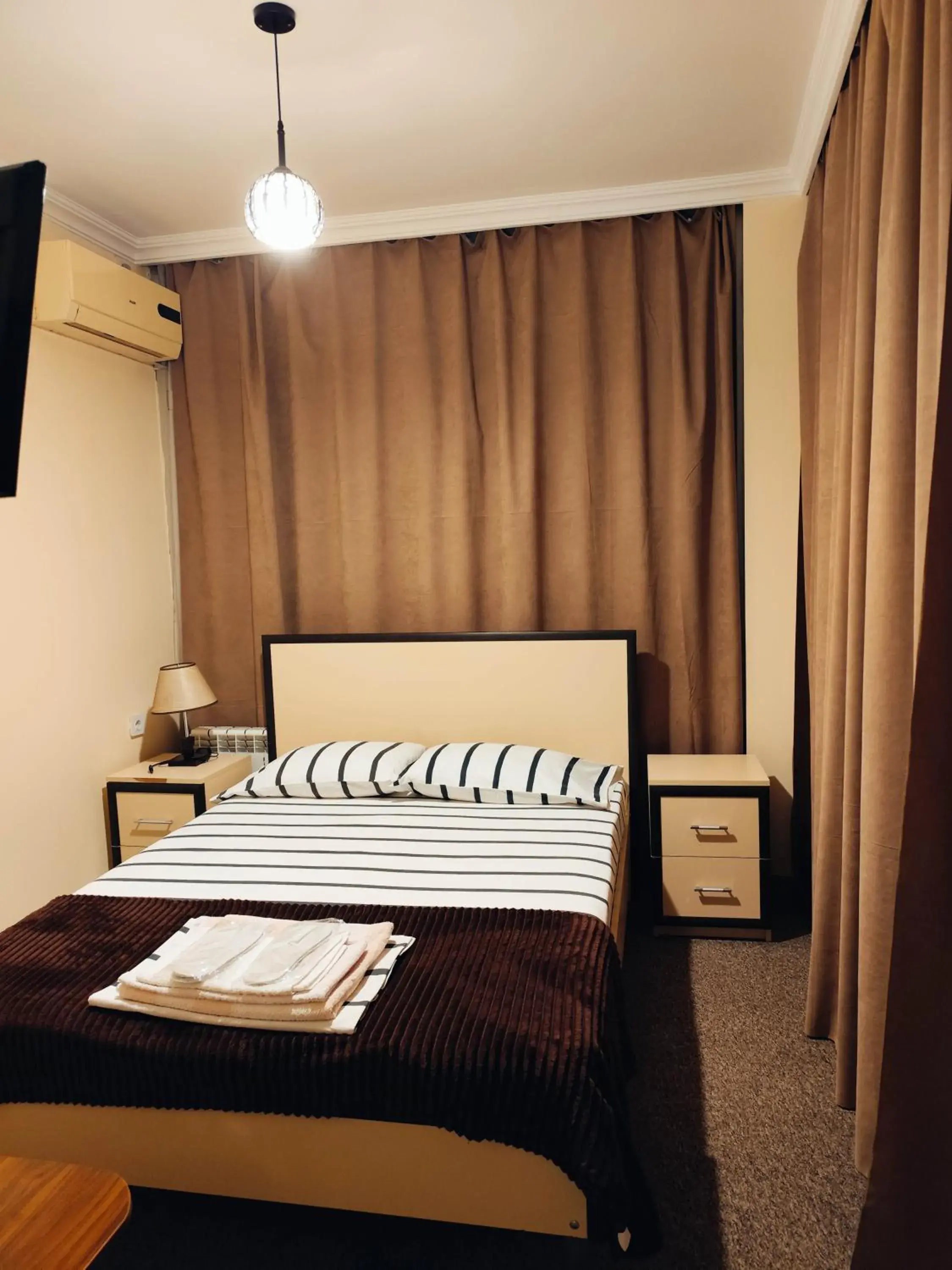 Double Room - single occupancy in Chill Out Hotel Double Room - single occupancy in Chill Out Hotel