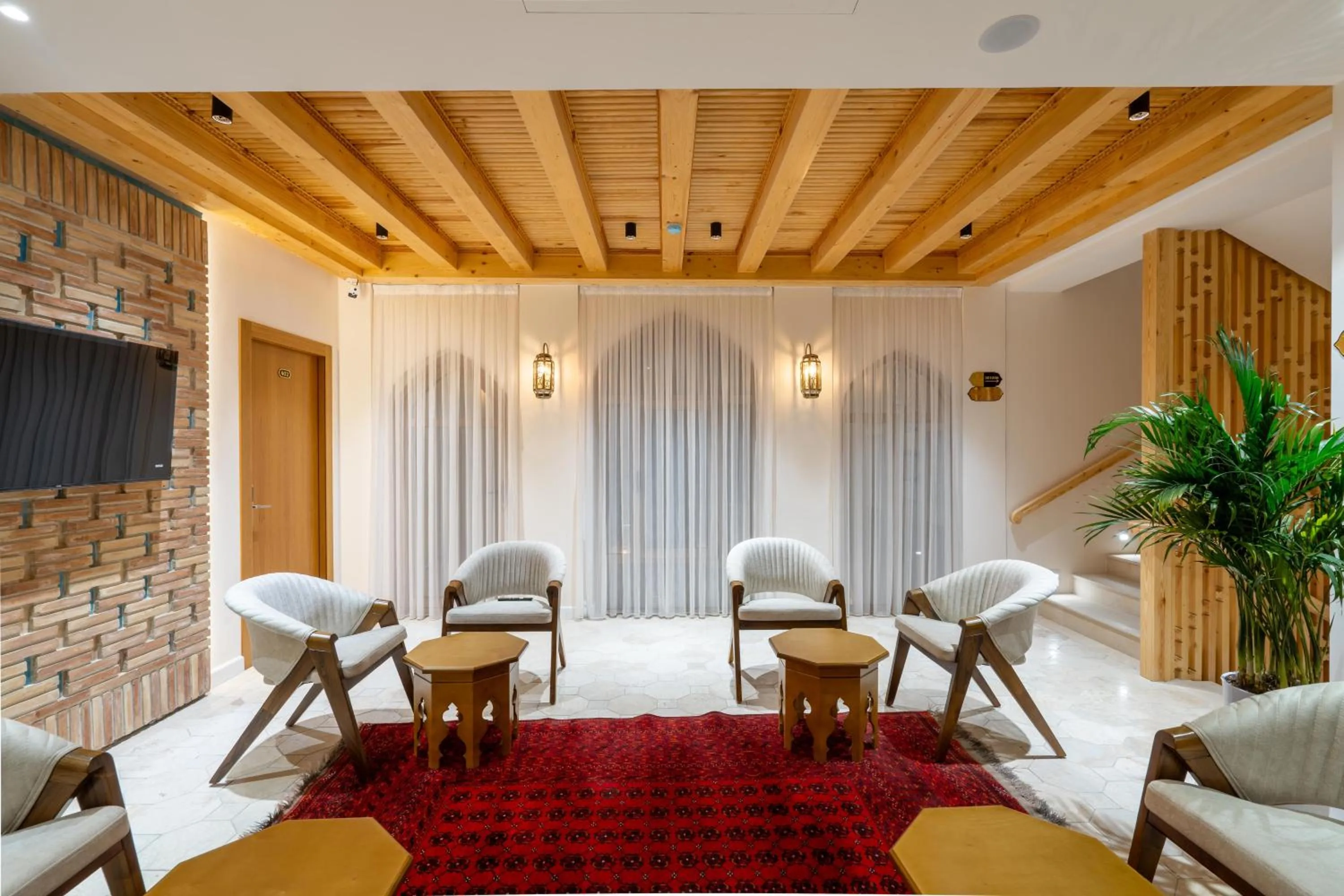 Living room in Sarhad Hotel