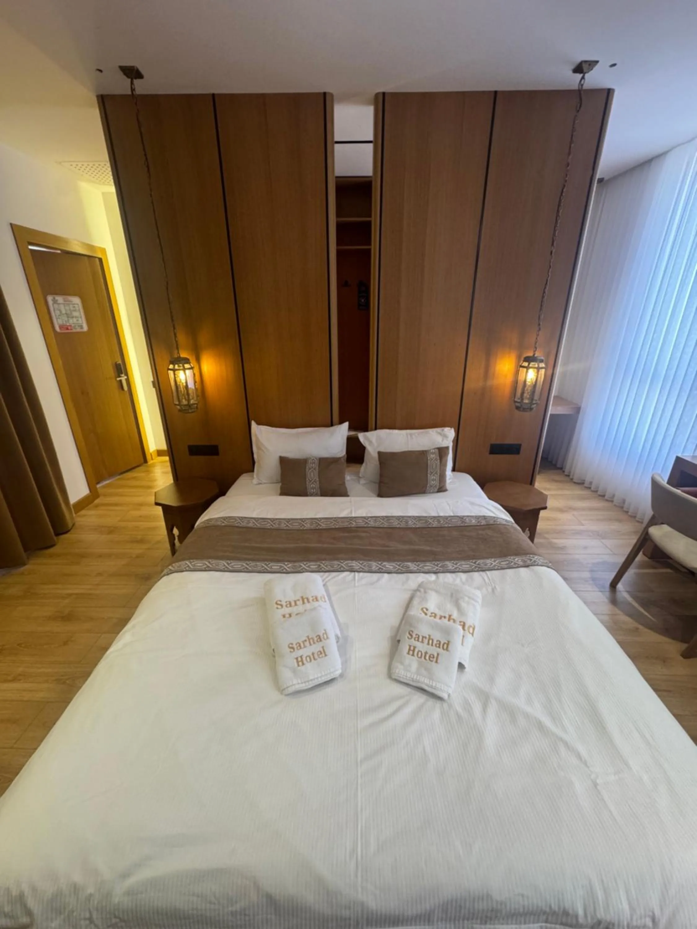 Bedroom, Bed in Sarhad Hotel