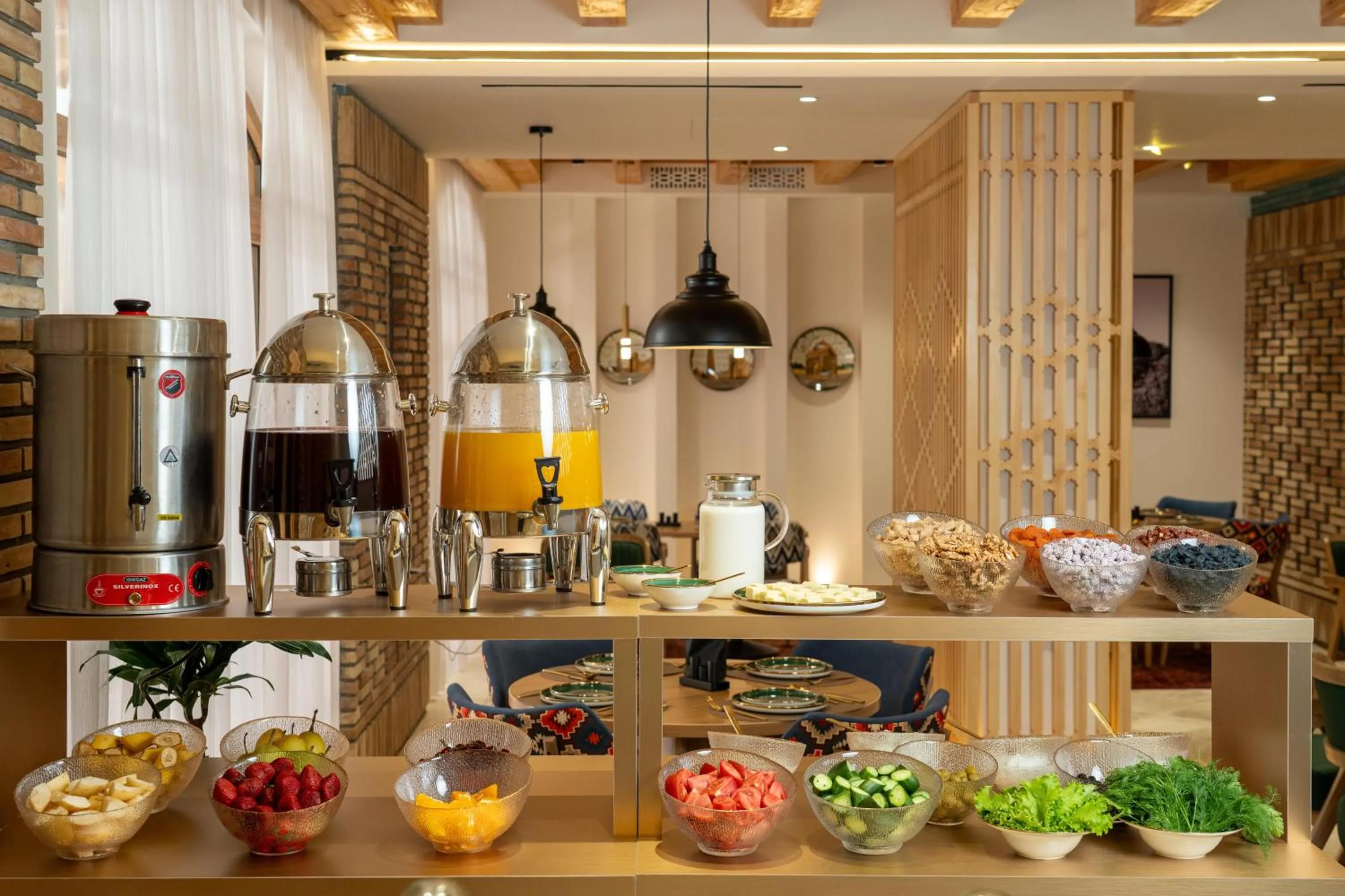 Food and drinks in Sarhad Hotel