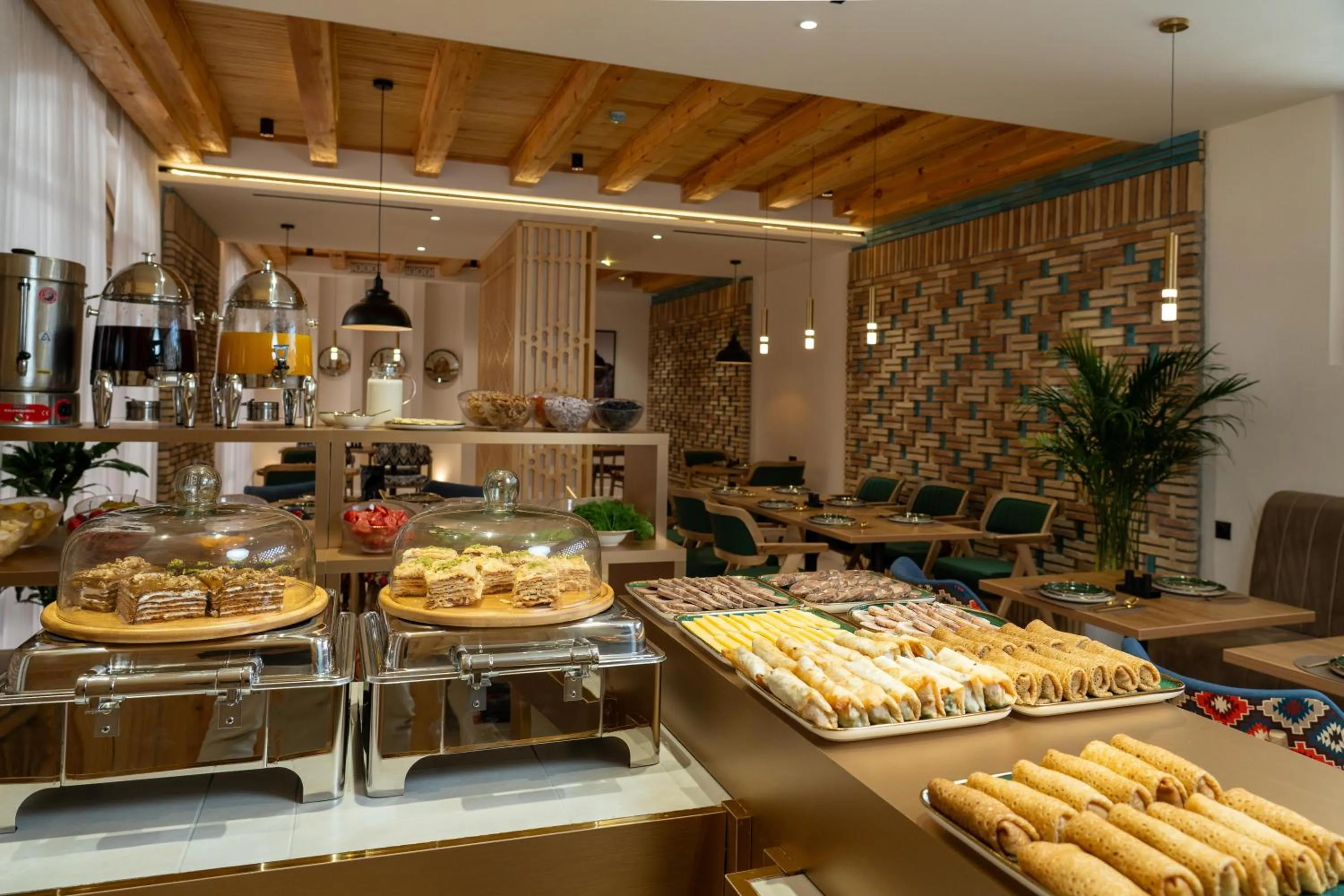 Buffet breakfast in Sarhad Hotel