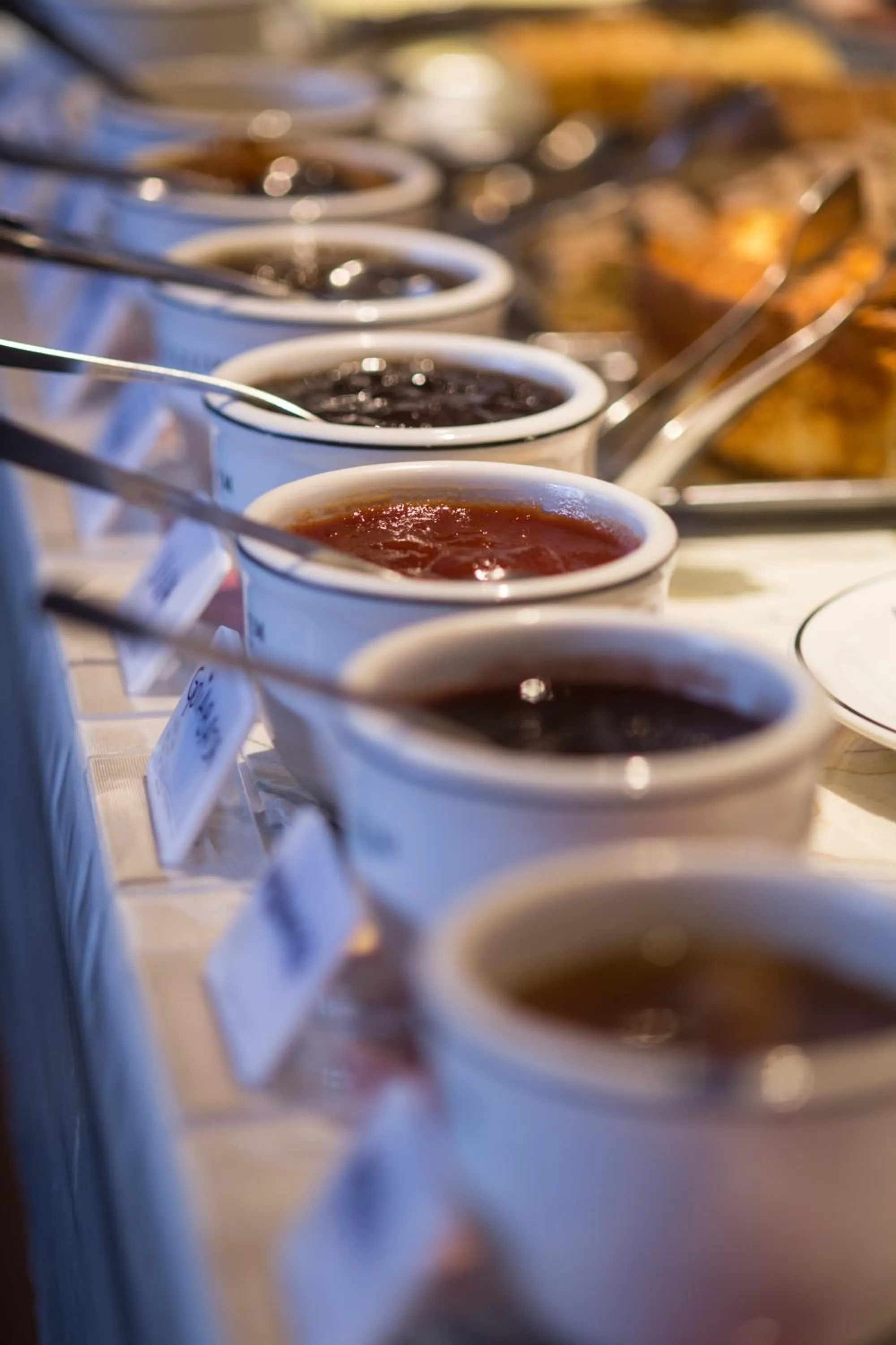 Continental breakfast in Estalagem Vila Suzana - Quadra de Beach Tennis Indoor